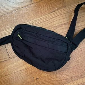 urban outfitters fanny pack